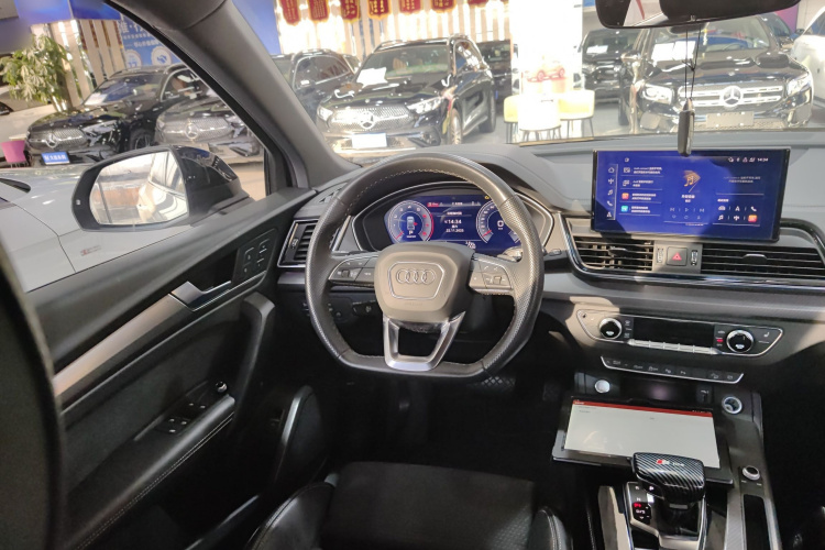 奥迪Q5L 2022款 40T 豪华动感型局部细节13