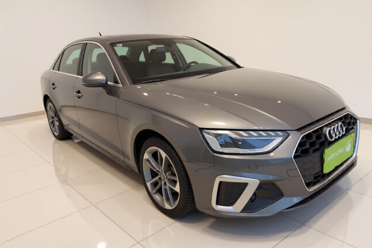 奥迪A4L 2020款 40 TFSI 时尚动感型车身外观3