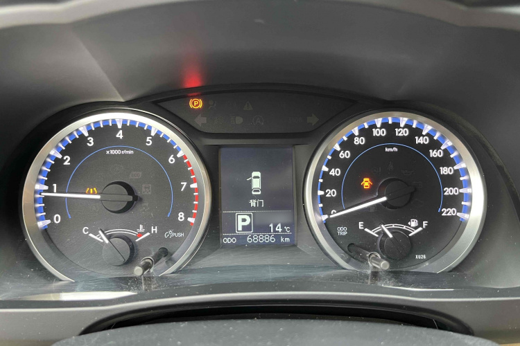 丰田 汉兰达 2021款 2.0T 四驱精英版 7座局部细节14