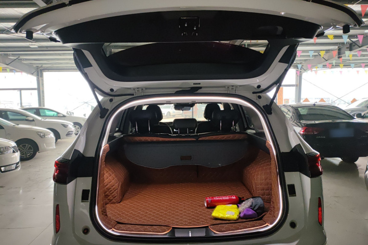 哈弗H6 2022款 第三代 1.5T 自动两驱Max机舱底盘23