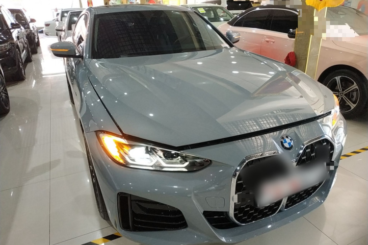 宝马4系 2023款 425i Gran Coupe M运动套装车身外观3