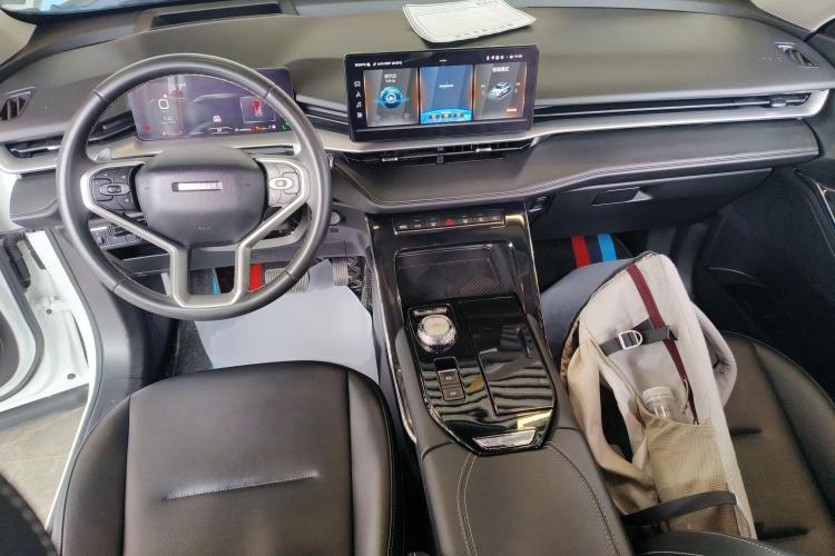 哈弗H6 2021款 第三代 2.0T 自动两驱Max中控内饰12