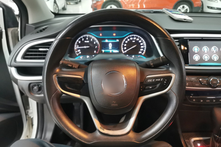 别克 英朗 2016款 15N 自动豪华型中控内饰13