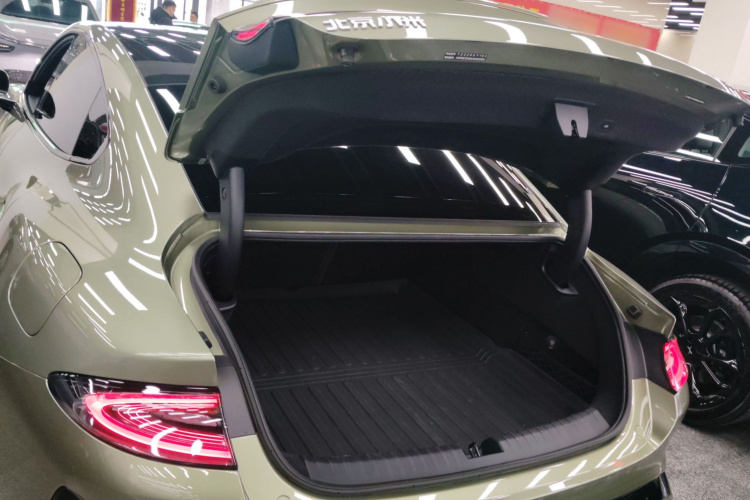 小米汽车 小米SU7 2024款 四驱超长续航高阶智驾Max版局部细节23