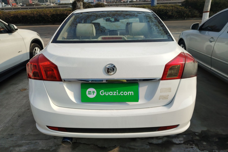 别克 凯越 2015款 1.5L 自动经典型车身外观6