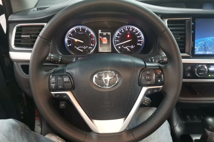 丰田 汉兰达 2021款 2.0T 四驱豪华版 7座局部细节13