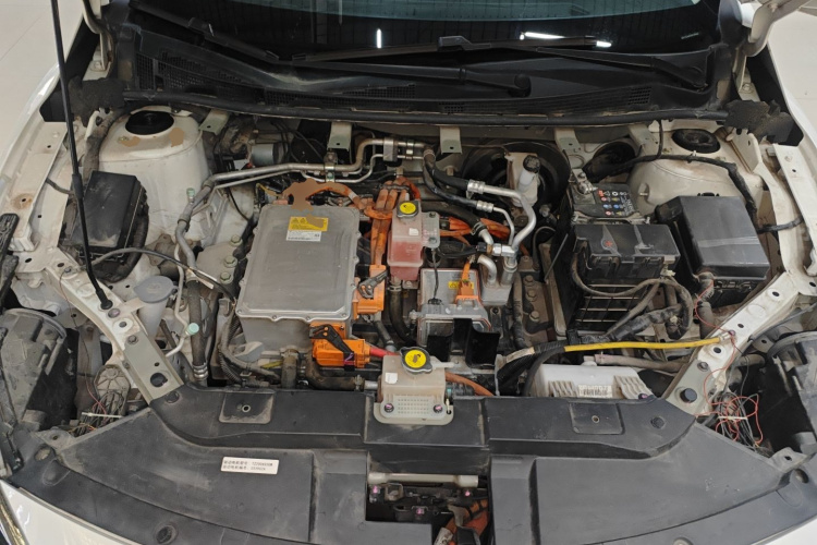 启辰D60EV 2023款 PLUS 舒适版SI型机舱底盘24