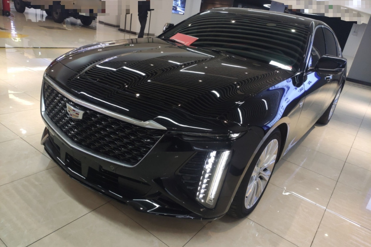 凯迪拉克CT6 2023款 28T 尊贵型车身外观1