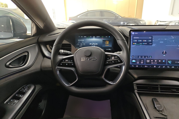 比亚迪 海豹07 DM-i 2025款 DM-i 1.5L 125km 豪华型局部细节13