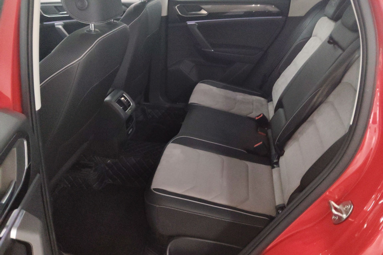 大众 探岳X 2020款 330TSI 两驱尊贵智联版中控内饰21