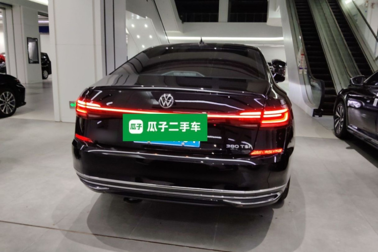 大众 帕萨特 2025款 出众款 380TSI 星空龙腾版车身外观6004