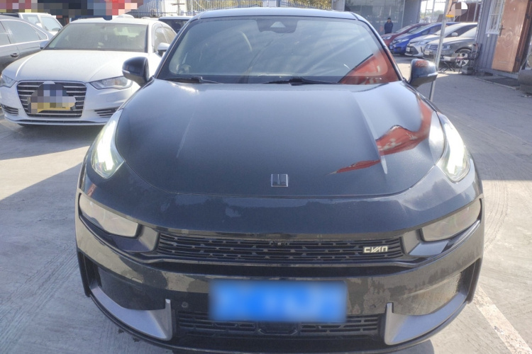 领克03 2020款 2.0TD 自动劲Pro版车身外观2