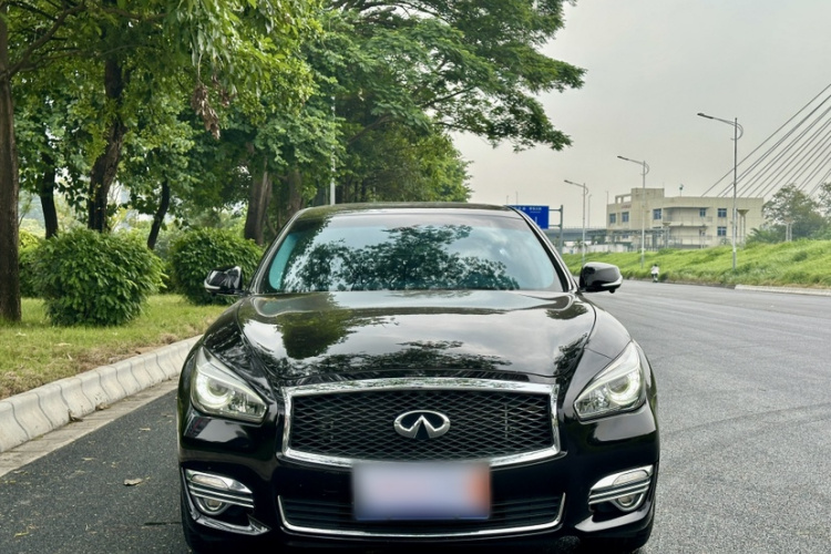 英菲尼迪Q70 2017款 Q70L 2.5L 精英版车身外观6002