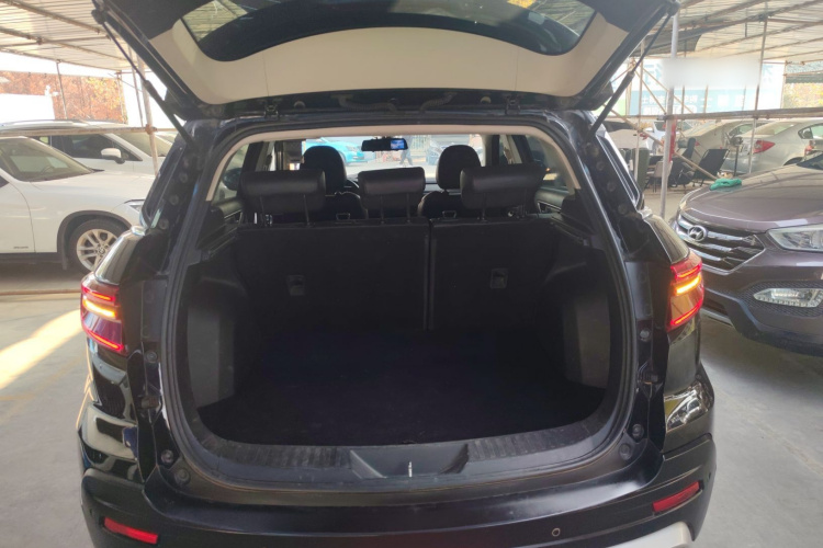 福特 2020款 领界S EcoBoost 145 CVT铂领型机舱底盘23