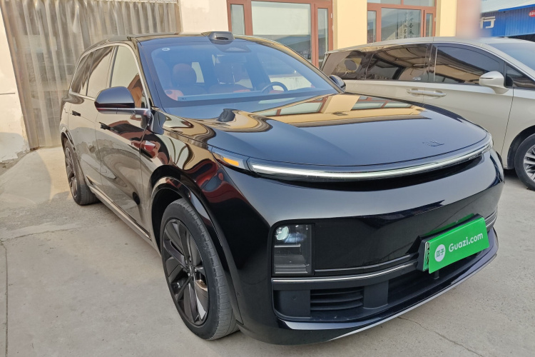 理想汽车 理想L9 2022款 Max车身外观3