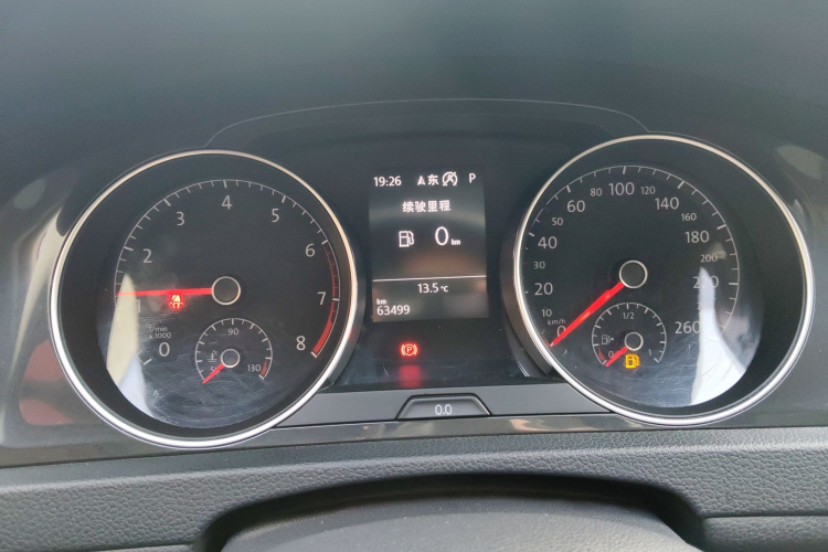 大众 高尔夫 2020款 200TSI DSG舒适进取版局部细节14