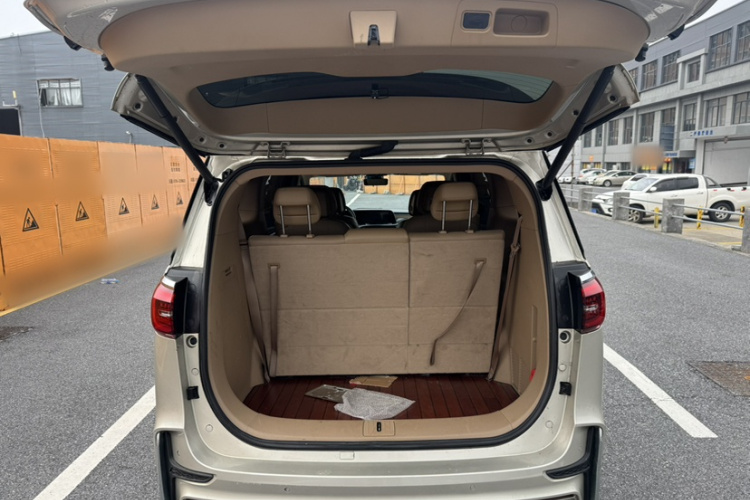 别克GL8 2020款 ES陆尊 653T 豪华型中控内饰7003