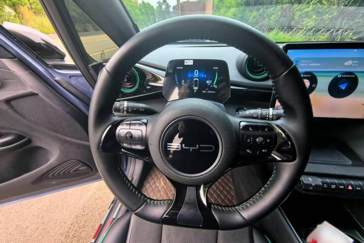 比亚迪 海豚 2024款 荣耀版 420km 时尚版中控内饰7002