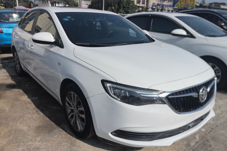 别克 英朗 2019款 18T 自动互联精英型 国VI车身外观3