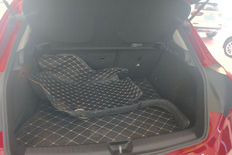 奔驰GLA 2018款 GLA 200 动感型局部细节23