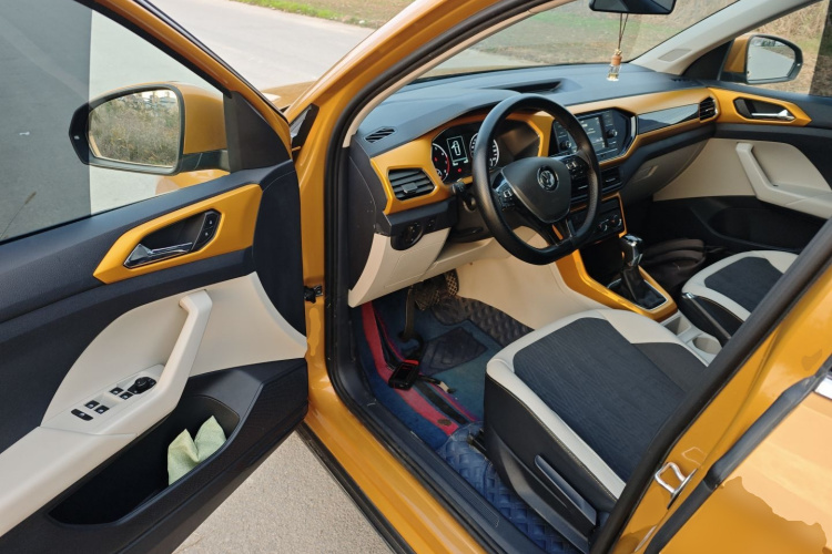 大众 途铠 2019款 280TSI DSG舒适版中控内饰20