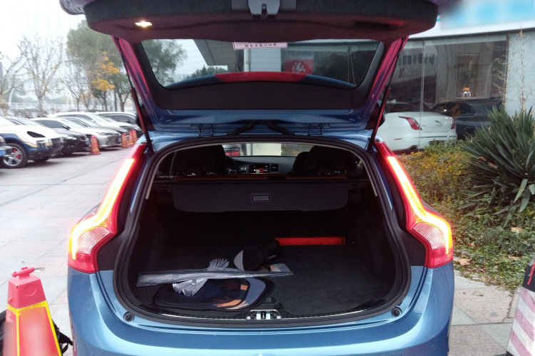 沃尔沃V60 2015款 T5 智雅版局部细节23