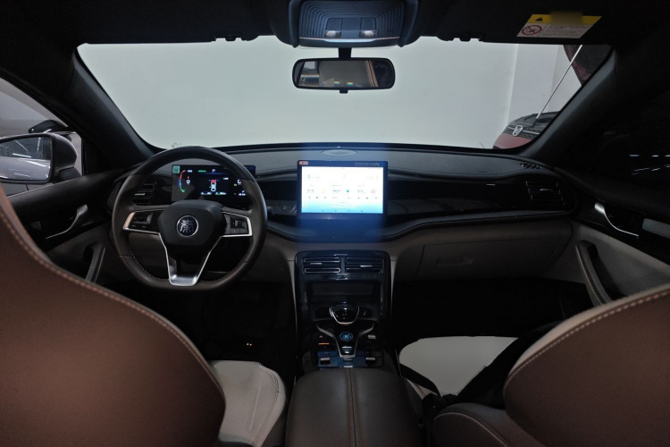 比亚迪 秦PLUS 2024款 荣耀版 DM-i 55KM领先型中控内饰12