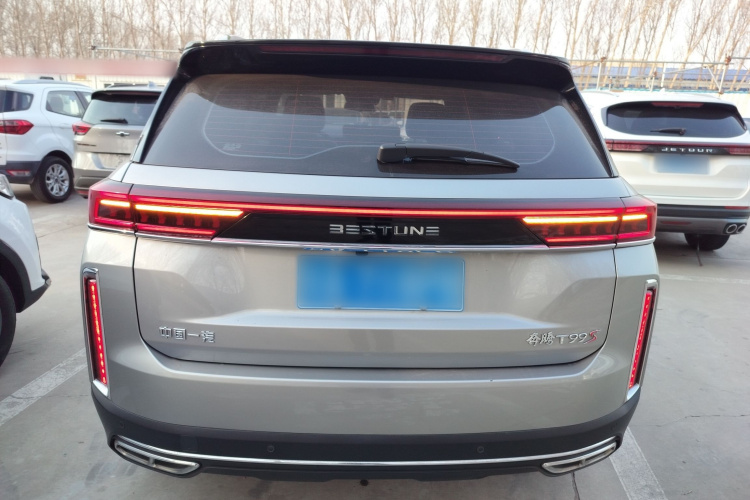 奔腾T99 2021款 20TD 自动机长版车身外观6