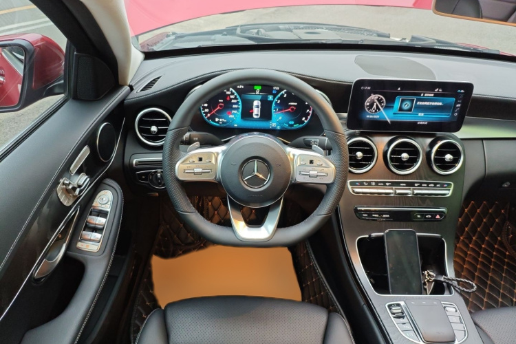 奔驰C级 2020款 改款 C 260 L 运动版局部细节13