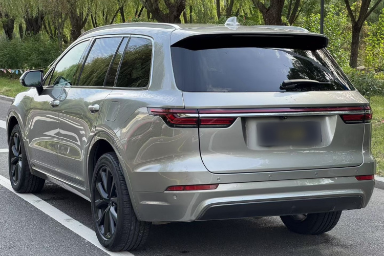 理想汽车 理想ONE 2020款 增程6座版车身外观6005