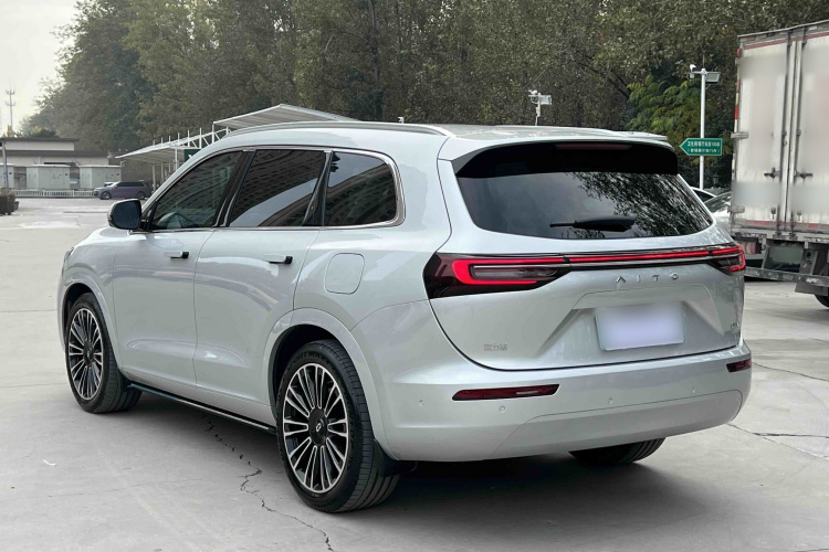 鸿蒙智行 问界M7 2024款 1.5T 后驱Plus版 5座车身外观6005