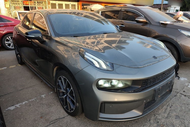 领克03 2022款 2.0TD DCT劲Pro车身外观3