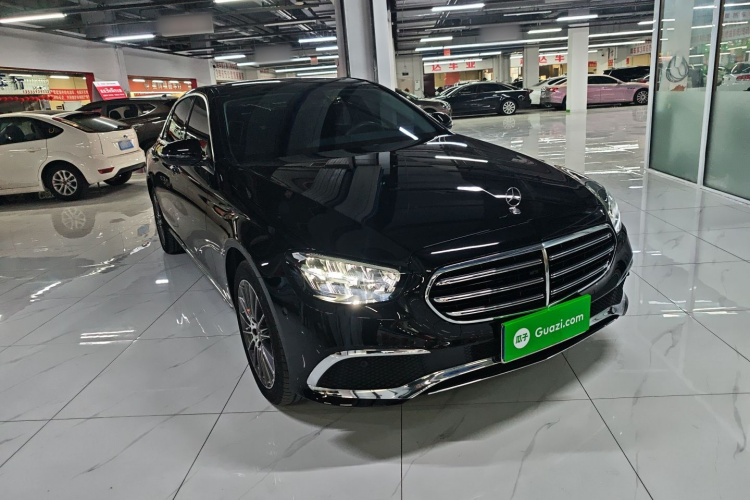 奔驰E级 2023款 E 260 L车身外观6002
