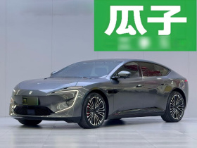 阿维塔12 2025款 Ultra增程版