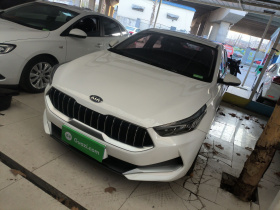 起亚K3 2020款 1.5L CVT新锐天窗版