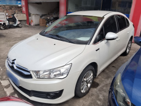 雪铁龙 世嘉 2016款 经典 三厢 1.6L 手动品尚型