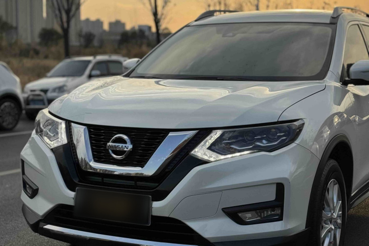 日产 奇骏 2020款 2.0L XL Premium CVT 2WD智联尊享版车身外观6003