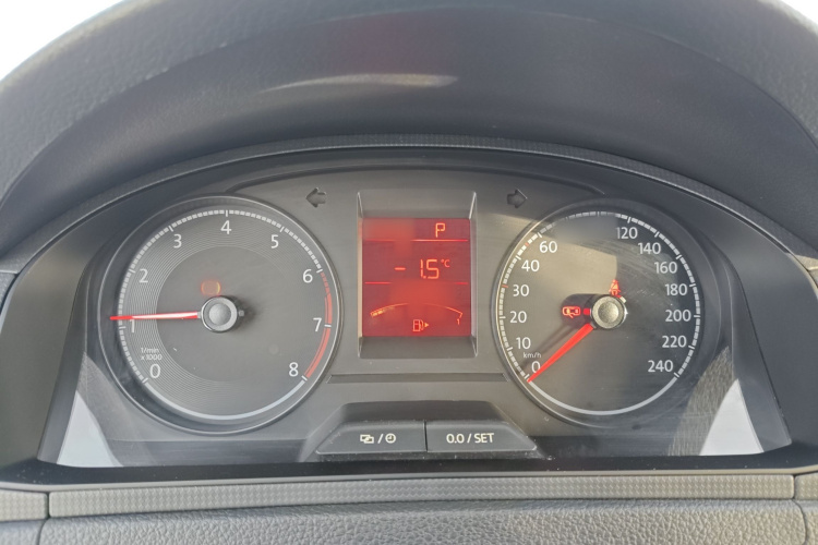 大众 桑塔纳 2021款 1.5L 自动风尚版局部细节14