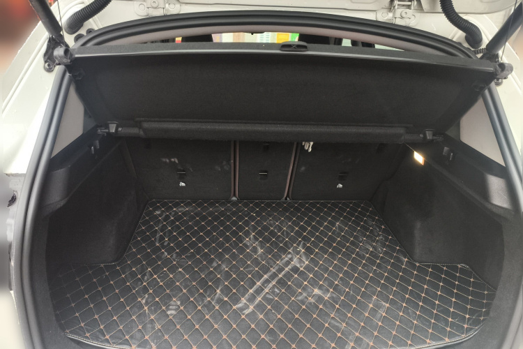 宝马X1 2021款 sDrive20Li 时尚型中控内饰23