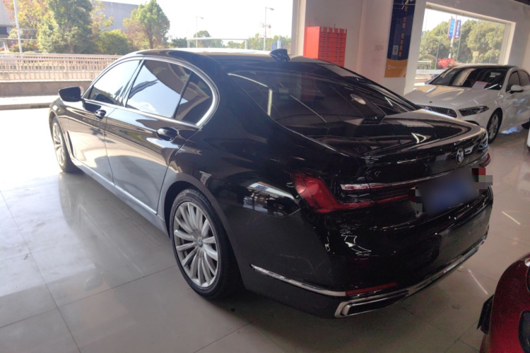 宝马7系 2019款 730Li 豪华套装车身外观6003