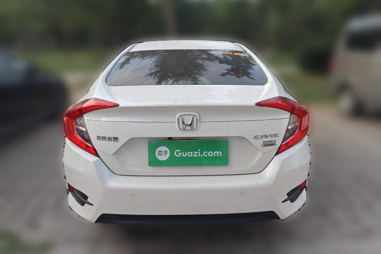 本田 思域 2016款 220TURBO 手动豪华版车身外观6