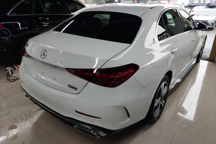 奔驰C级 2022款 改款 C 200 L 运动版车身外观6005