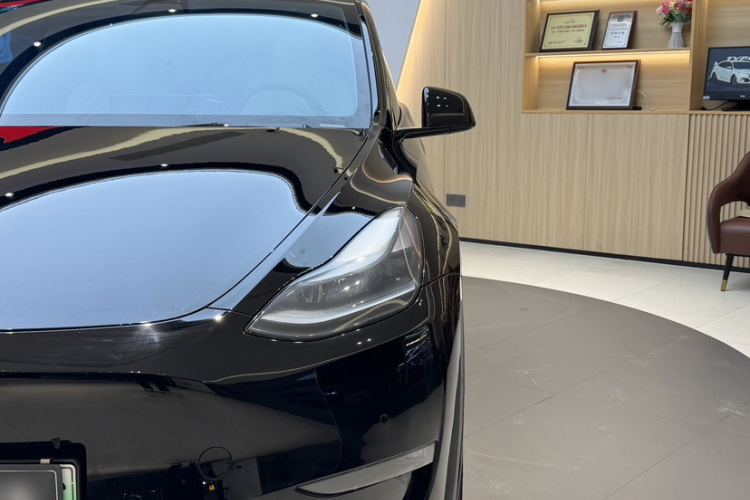 特斯拉 Model Y 2022款 长续航全轮驱动版车身外观6011