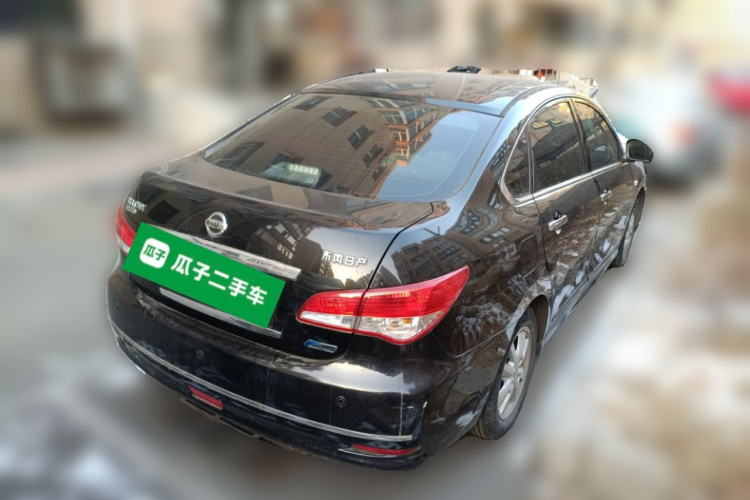 日产 轩逸 2018款 经典 1.6XE+ CVT领先版车身外观7