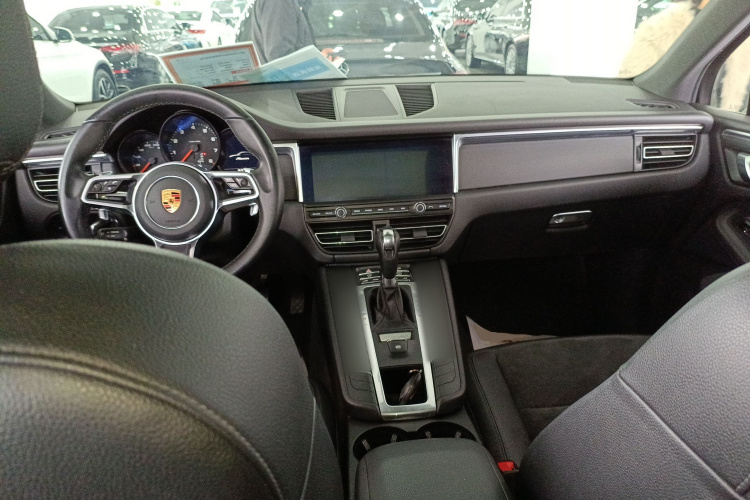 保时捷 2018款 Macan 2.0T中控内饰7002
