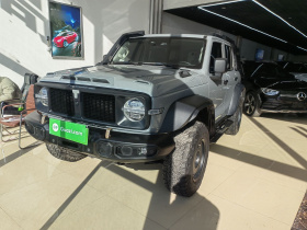 坦克300 2023款 2.0T 铁骑02