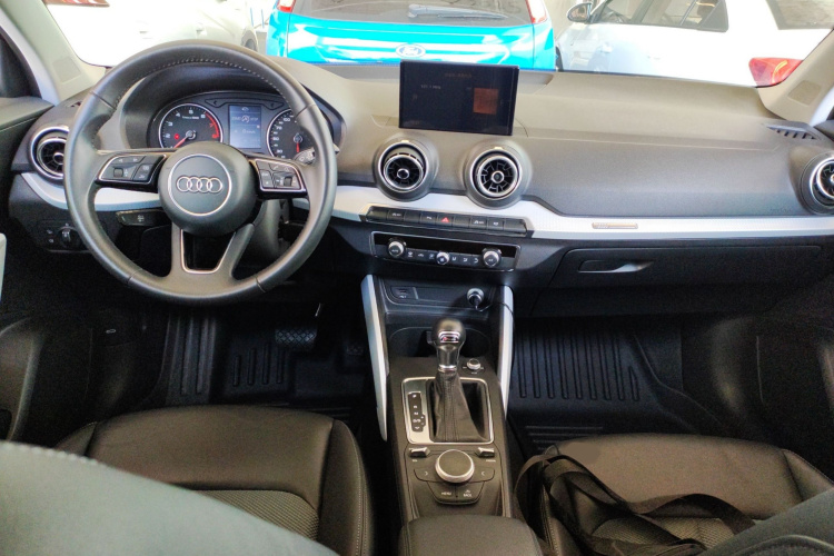 奥迪Q2L 2018款 35 TFSI 时尚致雅型 国VI中控内饰7002