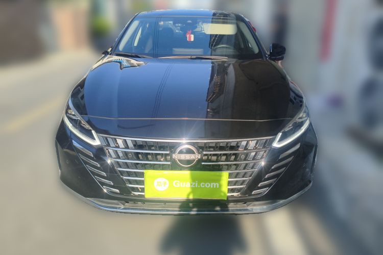 日产 天籁 2022款 2.0T XL 进享版车身外观2