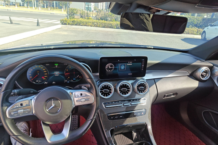 奔驰C级(进口) 2021款 C 260 轿跑车中控内饰12