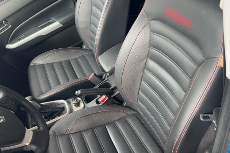 铃木 维特拉 2016款 1.4T 自动四驱旗舰型局部细节19